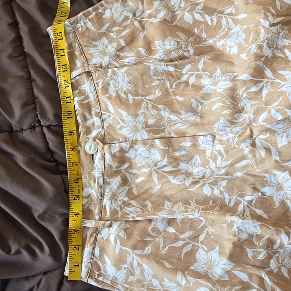 Rag & Bone Floral Linen Blend Tan Women's High Rise Tailored Rolled Hem Shorts - Picture 10 of 12